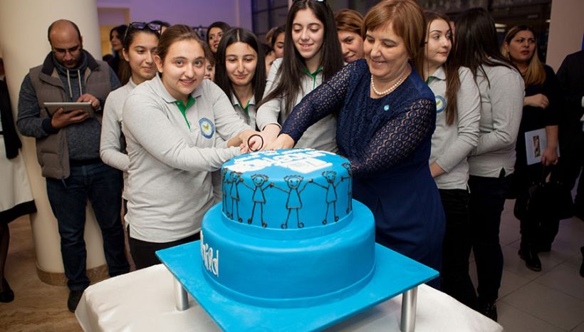 THE 70TH ANNIVERSARY  CAKE FOR THE UNITED NATIONS CHILDREN’S FUND WAS PRESENTED BY “PASTICCERIA”
